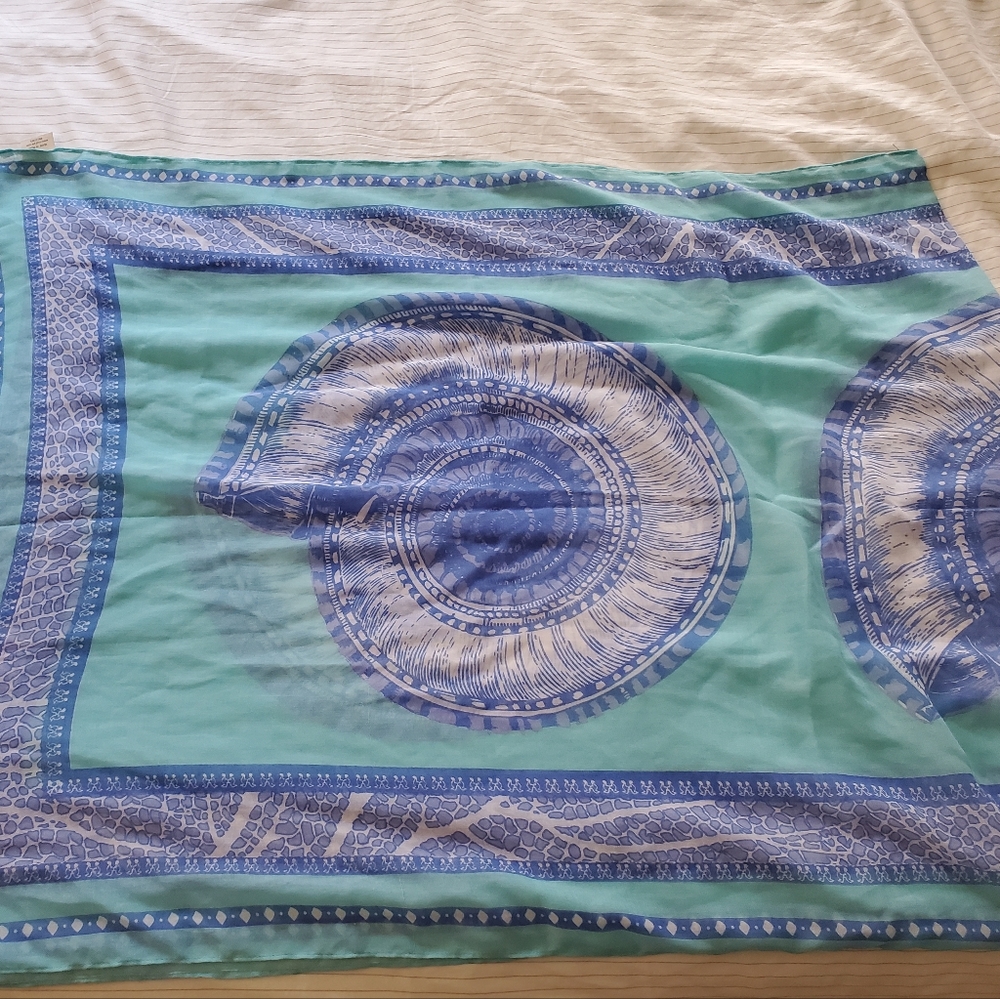 Scarf - Picture 2 of 3